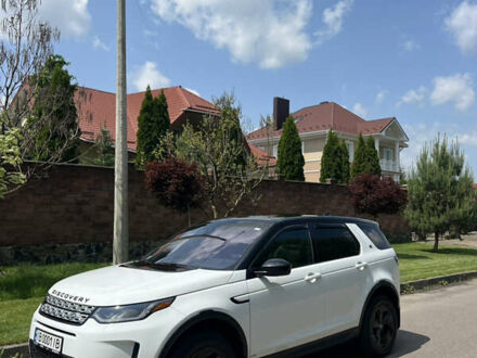 Белый Ленд Ровер Discovery Sport, объемом двигателя 2 л и пробегом 58 тыс. км за 25200 $, фото 1 на Automoto.ua