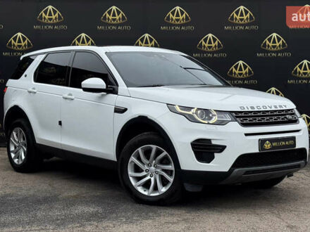 Белый Ленд Ровер Discovery Sport, объемом двигателя 2 л и пробегом 118 тыс. км за 24900 $, фото 1 на Automoto.ua