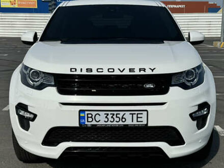 Белый Ленд Ровер Discovery Sport, объемом двигателя 2 л и пробегом 57 тыс. км за 31999 $, фото 1 на Automoto.ua