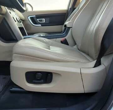 Бежевый Ленд Ровер Discovery Sport, объемом двигателя 2 л и пробегом 117 тыс. км за 19500 $, фото 39 на Automoto.ua