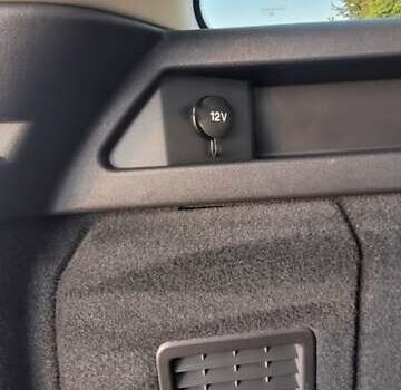 Бежевый Ленд Ровер Discovery Sport, объемом двигателя 2 л и пробегом 117 тыс. км за 19500 $, фото 56 на Automoto.ua