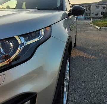 Бежевый Ленд Ровер Discovery Sport, объемом двигателя 2 л и пробегом 117 тыс. км за 19500 $, фото 7 на Automoto.ua