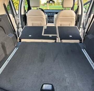 Бежевый Ленд Ровер Discovery Sport, объемом двигателя 2 л и пробегом 117 тыс. км за 19500 $, фото 57 на Automoto.ua