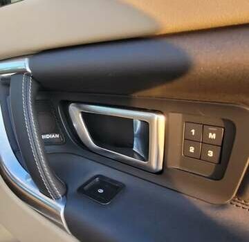 Бежевый Ленд Ровер Discovery Sport, объемом двигателя 2 л и пробегом 117 тыс. км за 19500 $, фото 41 на Automoto.ua