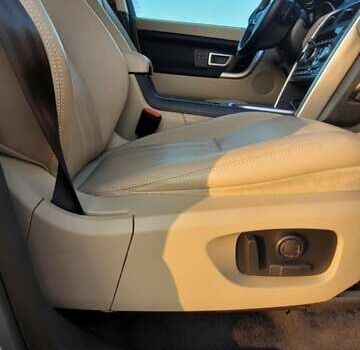 Бежевый Ленд Ровер Discovery Sport, объемом двигателя 2 л и пробегом 117 тыс. км за 19500 $, фото 40 на Automoto.ua