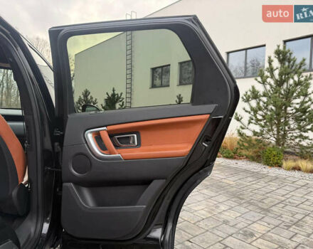 Черный Ленд Ровер Discovery Sport, объемом двигателя 2 л и пробегом 130 тыс. км за 18700 $, фото 48 на Automoto.ua
