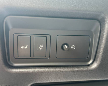 Чорний Ленд Ровер Discovery Sport, об'ємом двигуна 2 л та пробігом 260 тис. км за 18400 $, фото 10 на Automoto.ua