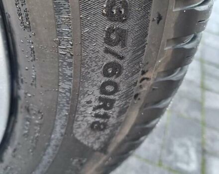 Чорний Ленд Ровер Discovery Sport, об'ємом двигуна 2 л та пробігом 130 тис. км за 17999 $, фото 6 на Automoto.ua