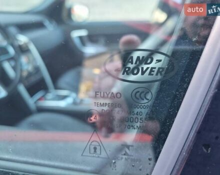 Чорний Ленд Ровер Discovery Sport, об'ємом двигуна 2 л та пробігом 130 тис. км за 17999 $, фото 16 на Automoto.ua