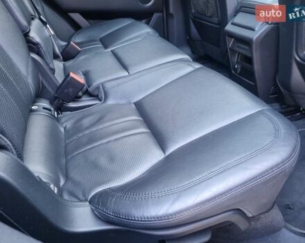 Чорний Ленд Ровер Discovery Sport, об'ємом двигуна 2 л та пробігом 130 тис. км за 17999 $, фото 45 на Automoto.ua