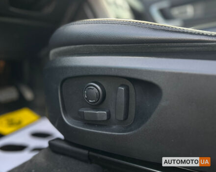 Черный Ленд Ровер Discovery Sport, объемом двигателя 2 л и пробегом 120 тыс. км за 17999 $, фото 17 на Automoto.ua