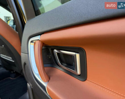 Черный Ленд Ровер Discovery Sport, объемом двигателя 2 л и пробегом 128 тыс. км за 19500 $, фото 45 на Automoto.ua