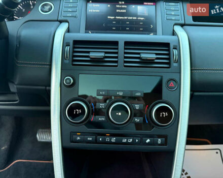 Черный Ленд Ровер Discovery Sport, объемом двигателя 2 л и пробегом 128 тыс. км за 19500 $, фото 30 на Automoto.ua