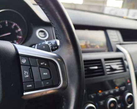 Чорний Ленд Ровер Discovery Sport, об'ємом двигуна 2 л та пробігом 122 тис. км за 16950 $, фото 40 на Automoto.ua