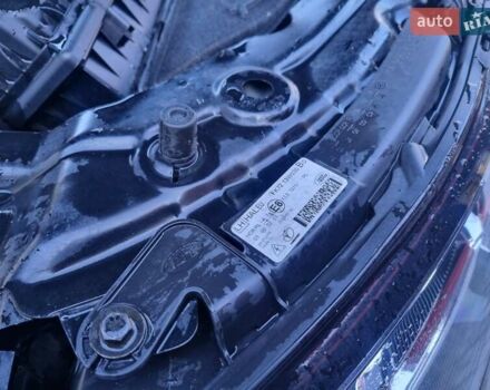 Чорний Ленд Ровер Discovery Sport, об'ємом двигуна 2 л та пробігом 130 тис. км за 17999 $, фото 13 на Automoto.ua