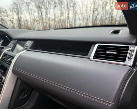 Черный Ленд Ровер Discovery Sport, объемом двигателя 2 л и пробегом 130 тыс. км за 18700 $, фото 43 на Automoto.ua