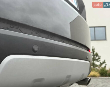 Черный Ленд Ровер Discovery Sport, объемом двигателя 2 л и пробегом 130 тыс. км за 18700 $, фото 14 на Automoto.ua