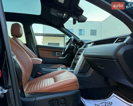 Черный Ленд Ровер Discovery Sport, объемом двигателя 2 л и пробегом 128 тыс. км за 19500 $, фото 24 на Automoto.ua