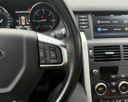 Черный Ленд Ровер Discovery Sport, объемом двигателя 2 л и пробегом 130 тыс. км за 18500 $, фото 70 на Automoto.ua
