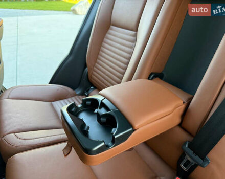 Черный Ленд Ровер Discovery Sport, объемом двигателя 2 л и пробегом 128 тыс. км за 19500 $, фото 46 на Automoto.ua