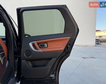 Черный Ленд Ровер Discovery Sport, объемом двигателя 2 л и пробегом 128 тыс. км за 19500 $, фото 65 на Automoto.ua