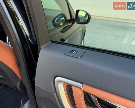 Черный Ленд Ровер Discovery Sport, объемом двигателя 2 л и пробегом 128 тыс. км за 19500 $, фото 47 на Automoto.ua