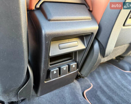 Черный Ленд Ровер Discovery Sport, объемом двигателя 2 л и пробегом 128 тыс. км за 19500 $, фото 58 на Automoto.ua