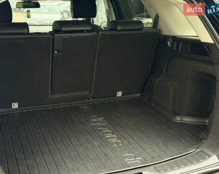 Черный Ленд Ровер Discovery Sport, объемом двигателя 2 л и пробегом 129 тыс. км за 17600 $, фото 14 на Automoto.ua