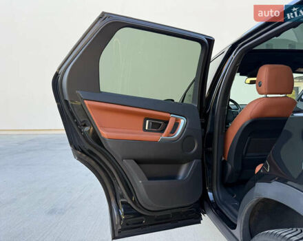 Черный Ленд Ровер Discovery Sport, объемом двигателя 2 л и пробегом 128 тыс. км за 19500 $, фото 68 на Automoto.ua