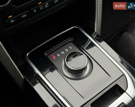 Черный Ленд Ровер Discovery Sport, объемом двигателя 2 л и пробегом 129 тыс. км за 17600 $, фото 18 на Automoto.ua