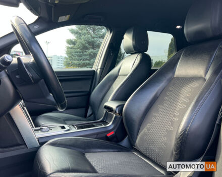 Черный Ленд Ровер Discovery Sport, объемом двигателя 2 л и пробегом 120 тыс. км за 17999 $, фото 16 на Automoto.ua