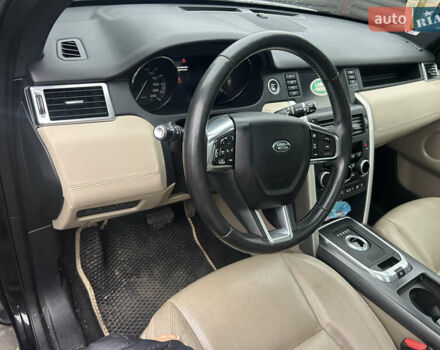 Черный Ленд Ровер Discovery Sport, объемом двигателя 2 л и пробегом 225 тыс. км за 19000 $, фото 8 на Automoto.ua