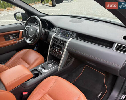 Черный Ленд Ровер Discovery Sport, объемом двигателя 2 л и пробегом 130 тыс. км за 18700 $, фото 30 на Automoto.ua