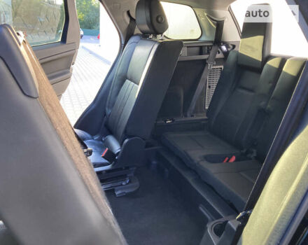 Чорний Ленд Ровер Discovery Sport, об'ємом двигуна 2 л та пробігом 162 тис. км за 21200 $, фото 15 на Automoto.ua