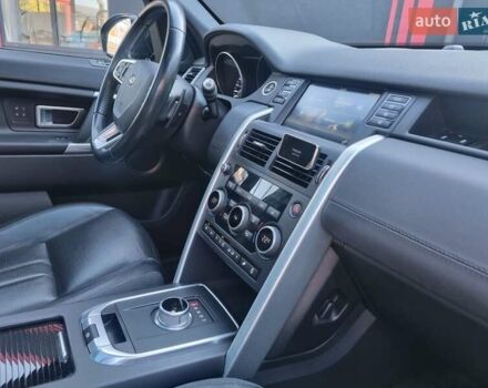 Чорний Ленд Ровер Discovery Sport, об'ємом двигуна 2 л та пробігом 130 тис. км за 17999 $, фото 33 на Automoto.ua
