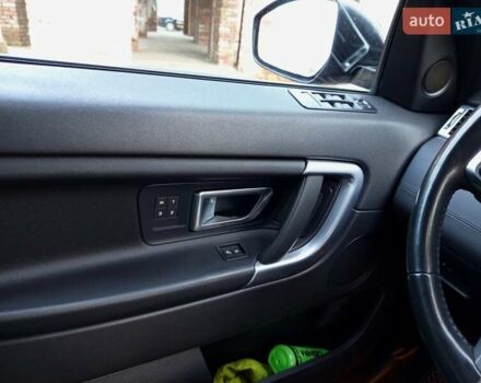 Черный Ленд Ровер Discovery Sport, объемом двигателя 2 л и пробегом 140 тыс. км за 15800 $, фото 43 на Automoto.ua