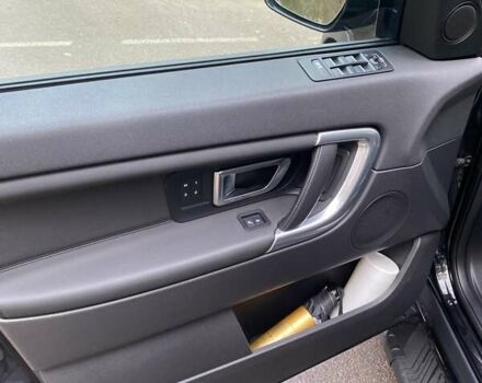 Чорний Ленд Ровер Discovery Sport, об'ємом двигуна 2 л та пробігом 71 тис. км за 21900 $, фото 58 на Automoto.ua