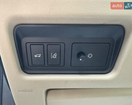 Черный Ленд Ровер Discovery Sport, объемом двигателя 2 л и пробегом 149 тыс. км за 11900 $, фото 21 на Automoto.ua