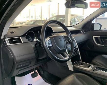 Чорний Ленд Ровер Discovery Sport, об'ємом двигуна 2 л та пробігом 131 тис. км за 22500 $, фото 24 на Automoto.ua