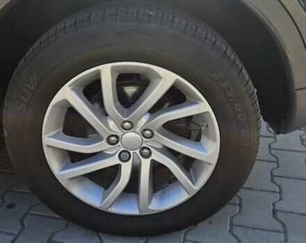 Черный Ленд Ровер Discovery Sport, объемом двигателя 2 л и пробегом 205 тыс. км за 19800 $, фото 3 на Automoto.ua