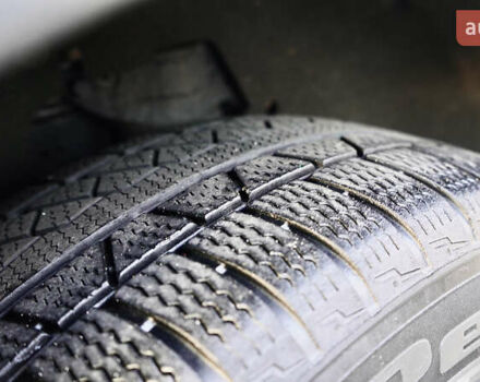 Чорний Ленд Ровер Discovery Sport, об'ємом двигуна 2 л та пробігом 133 тис. км за 18500 $, фото 15 на Automoto.ua