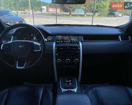 Черный Ленд Ровер Discovery Sport, объемом двигателя 2 л и пробегом 211 тыс. км за 21500 $, фото 13 на Automoto.ua