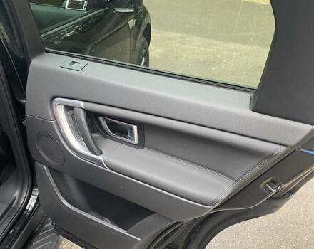 Чорний Ленд Ровер Discovery Sport, об'ємом двигуна 2 л та пробігом 71 тис. км за 21900 $, фото 67 на Automoto.ua