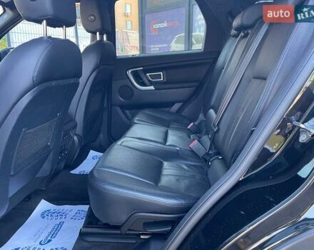 Черный Ленд Ровер Discovery Sport, объемом двигателя 2 л и пробегом 211 тыс. км за 21500 $, фото 17 на Automoto.ua