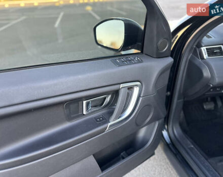 Черный Ленд Ровер Discovery Sport, объемом двигателя 2 л и пробегом 129 тыс. км за 16900 $, фото 28 на Automoto.ua