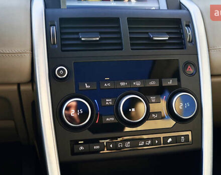 Чорний Ленд Ровер Discovery Sport, об'ємом двигуна 2 л та пробігом 133 тис. км за 18500 $, фото 25 на Automoto.ua