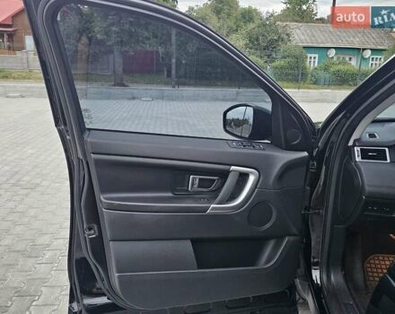 Черный Ленд Ровер Discovery Sport, объемом двигателя 2 л и пробегом 214 тыс. км за 18999 $, фото 53 на Automoto.ua