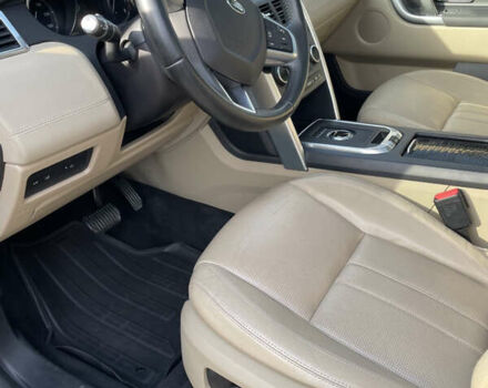 Черный Ленд Ровер Discovery Sport, объемом двигателя 2 л и пробегом 110 тыс. км за 17400 $, фото 12 на Automoto.ua