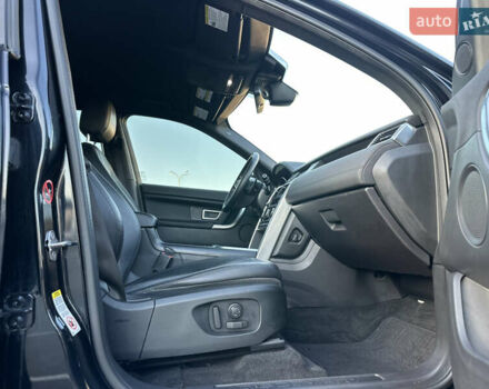 Черный Ленд Ровер Discovery Sport, объемом двигателя 2 л и пробегом 129 тыс. км за 16900 $, фото 32 на Automoto.ua