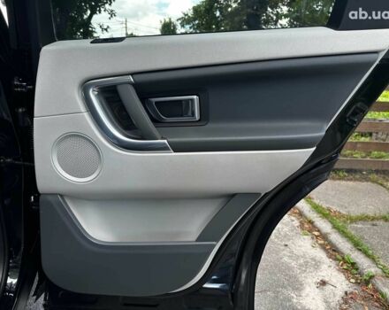 Чорний Ленд Ровер Discovery Sport, об'ємом двигуна 2 л та пробігом 112 тис. км за 19490 $, фото 25 на Automoto.ua